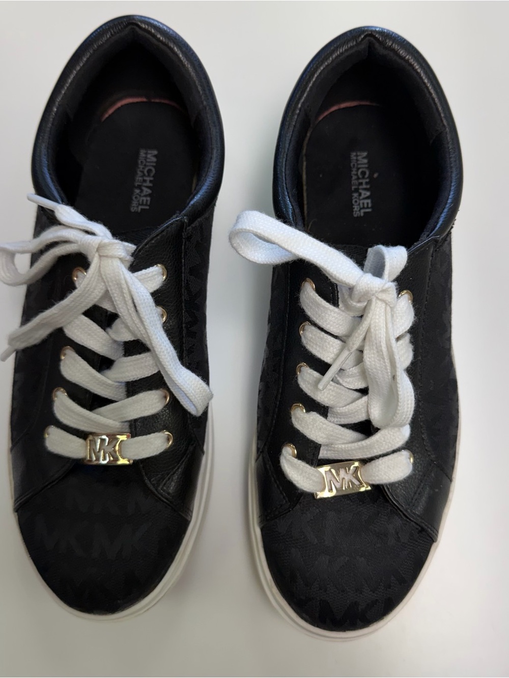 MICHAEL Michael Kors Black Logo Low-Top Sneakers with White Laces